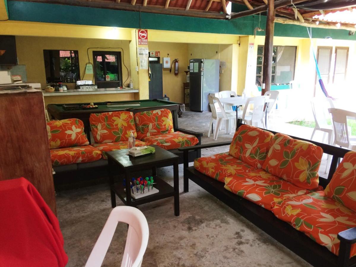 Amigos Hostel โกซูเมล ภายนอก รูปภาพ