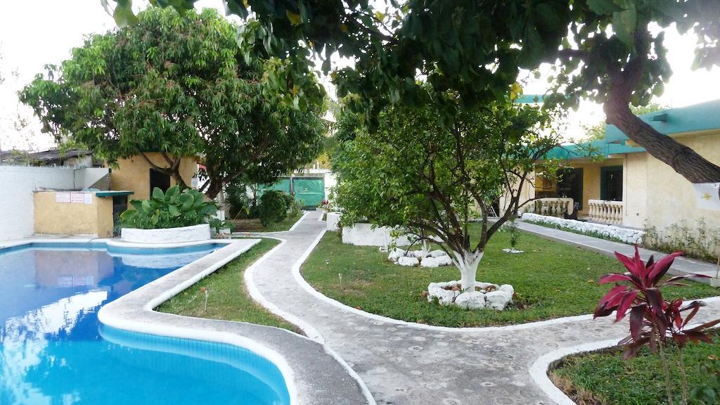 Amigos Hostel โกซูเมล ภายนอก รูปภาพ