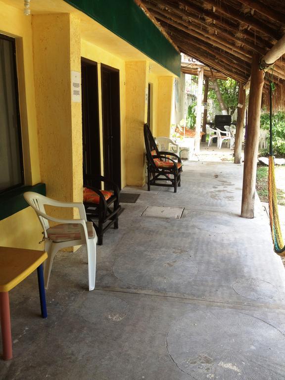 Amigos Hostel โกซูเมล ภายนอก รูปภาพ