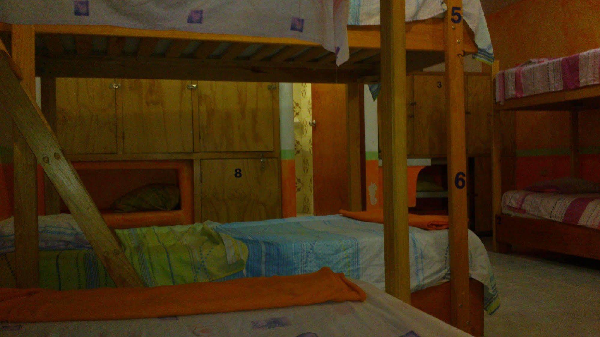 Amigos Hostel โกซูเมล ภายนอก รูปภาพ